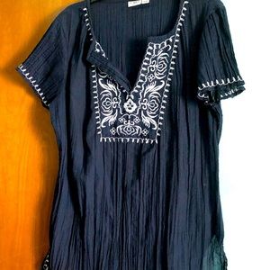 Women’s tunic top